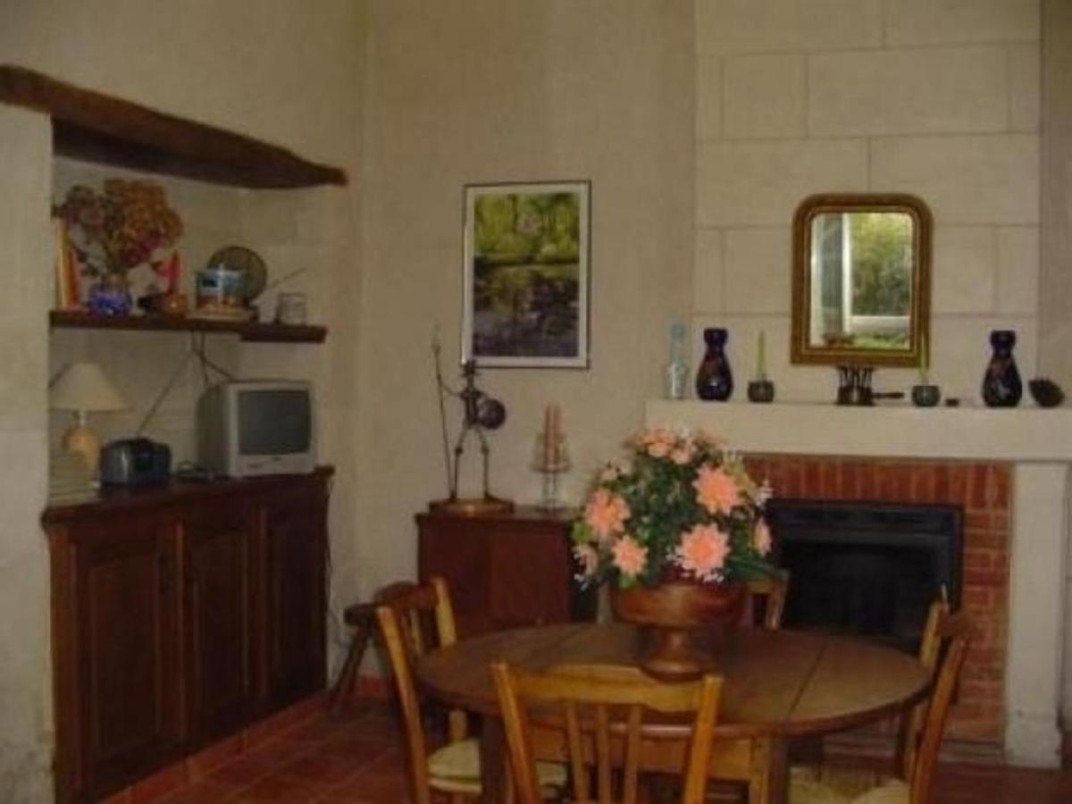 Gîte Aubigné-Racan, 5 pièces, 7 personnes - FR-1-410-156 Exterior foto