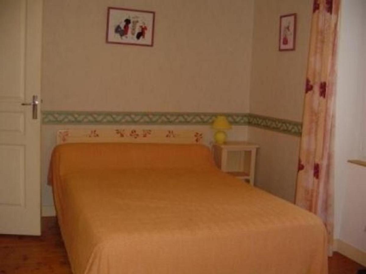 Gîte Aubigné-Racan, 5 pièces, 7 personnes - FR-1-410-156 Exterior foto